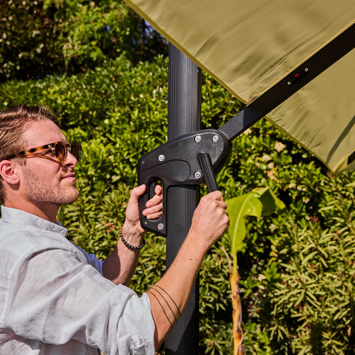 Sombrilla Bright Night Con Luces Crema