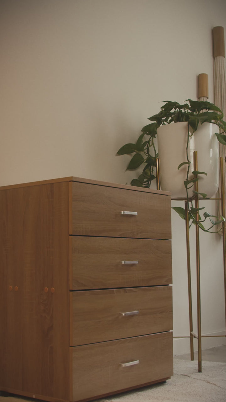 Cómoda Kasuga Estilo Roble